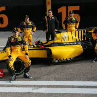 2010 Renault Formula 1 Car - R30