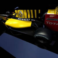 2010 Renault Formula 1 Car - R30