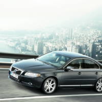 2010 Volvo S80 in depth