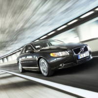 2010 Volvo S80 in depth