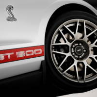 2011 Ford Shelby GT500 gets aluminium engine