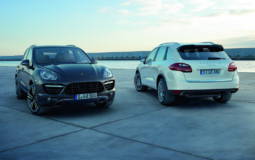 2011 Porsche Cayenne photos and details