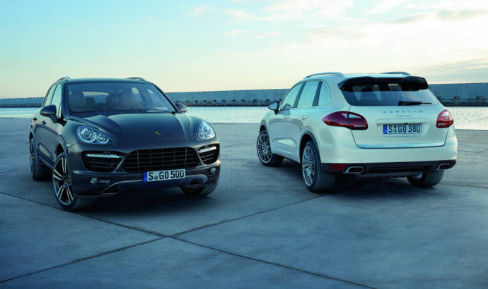 2011 Porsche Cayenne photos and details