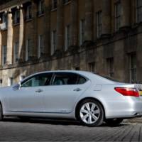 2010 Lexus LS 600h Price