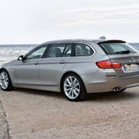 2011 BMW 5 Series Touring - Photos and Details