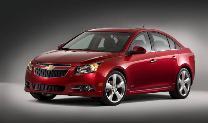 2011 Chevrolet Cruze Eco and RS