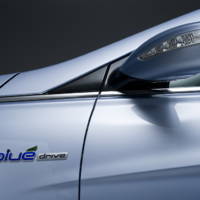 2011 Hyundai Sonata Hybrid revealed