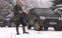 Video: Toyota Land Cruiser vs Land Rover Discovery