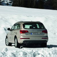 2011 Audi Q7 3.0 TFSI and TDI