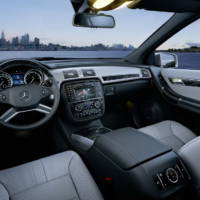 2011 Mercedes R Class details