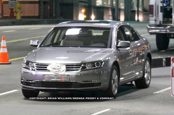 2011 Volkswagen Phaeton details