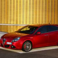 Alfa Romeo Giulietta Photos