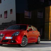 Alfa Romeo Giulietta Photos