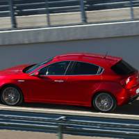 Alfa Romeo Giulietta Photos