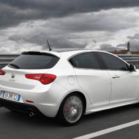 Alfa Romeo Giulietta Photos