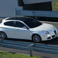 Alfa Romeo Giulietta Photos