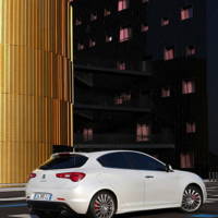 Alfa Romeo Giulietta Photos