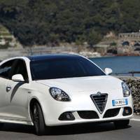 Alfa Romeo Giulietta Photos