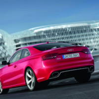 Audi RS5 Coupe details