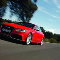 Audi RS5 Coupe details