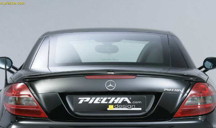 Piecha Mercedes SLK body kit