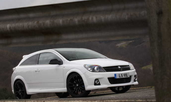 Vauxhall Astra VXR Arctic Edition