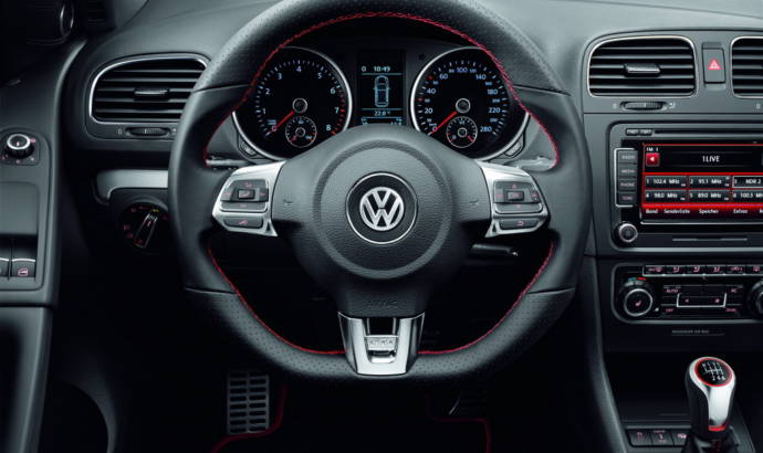 2010 Volkswagen Golf GTI Adidas edition