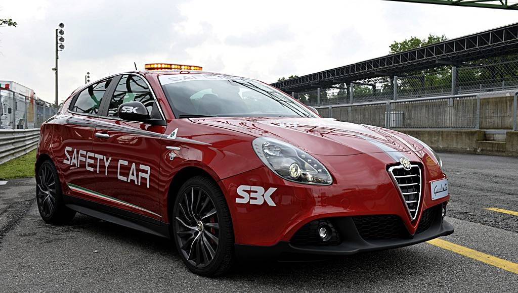 Alfa Romeo Giulietta safety car