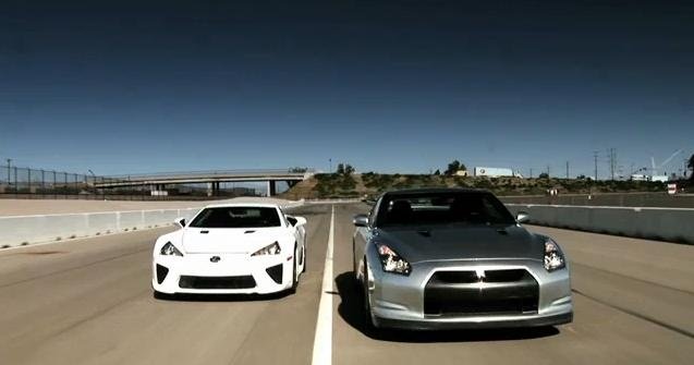 Video: Lexus LFA vs Nissan GTR