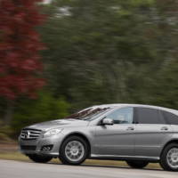 2011 Mercedes R Class new images
