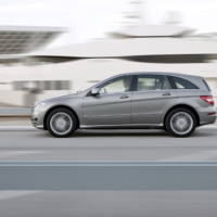 2011 Mercedes R Class new images