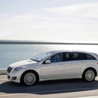 2011 Mercedes R Class new images