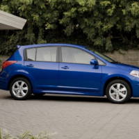 2011 Nissan Versa price