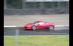 Ferrari 458 Italia Challenge video