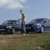 Video: Ford Focus RS vs Renault Clio Williams