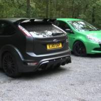Video: Renault Clio Cup vs Ford Focus RS500