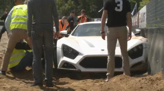 Zenvo ST1 crash video