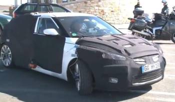 2012 Hyundai Veloster Coupe spy video