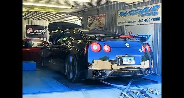 1000HP Switzer Nissan R35 GTR