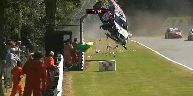Video: Seat Leon Eurocup crash