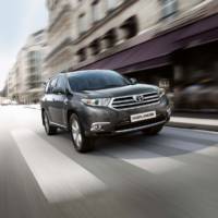 2011 Toyota Highlander photos