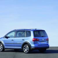 2011 Volkswagen CrossTouran price