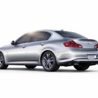 Infiniti M Hybrid and IPL G Coupe