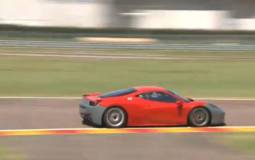 Video: Ferrari 458 Italia Challenge on track