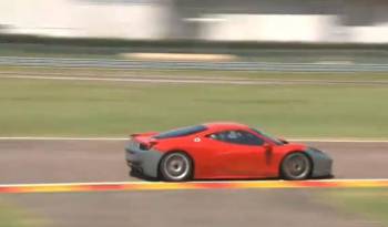 Video: Ferrari 458 Italia Challenge on track