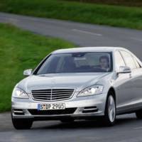 2010 Mercedes S250 CDI, S350 and S500 BlueEFFICIENCY