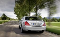 2010 Mercedes S250 CDI, S350 and S500 BlueEFFICIENCY