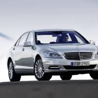 2010 Mercedes S250 CDI, S350 and S500 BlueEFFICIENCY