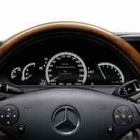 2011 Mercedes CL in depth