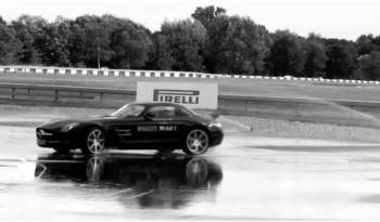 Mercedes SLS AMG drifting video